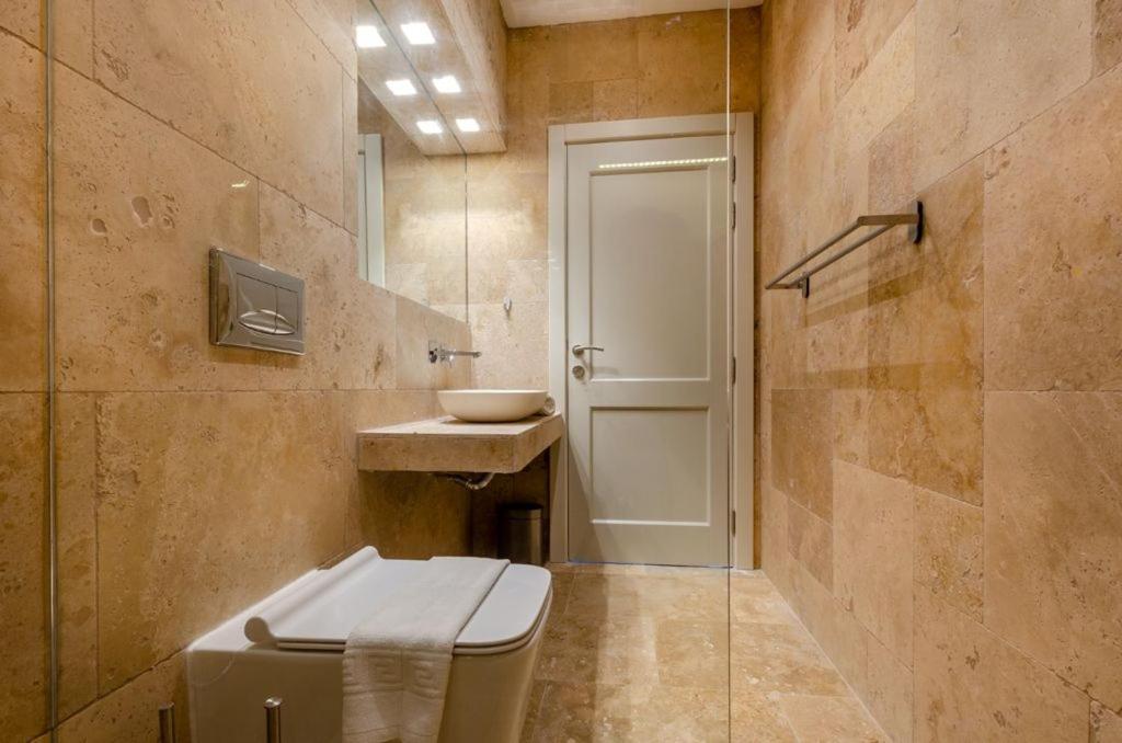 Hygge Holiday Home With Large Communal Pool And Private Hot Tub Шаара Экстерьер фото